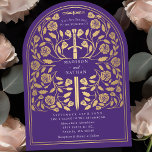 Lila Royal Mittelalterlicher Goldschwert-Hochzeits Einladung<br><div class="desc">Set den Ton für Ihre mittelalterliche Fantasy-Hochzeit mit einem kühnen Bogen-Einladung-Design - ein großes Goldschwert umgeben von Blumen vor einem lila Hintergrund. Ideal für Paare,  die von einer epischen,  romantischen Feier träumen. Machen Sie Ihre Liebe von Anfang an legendär! HINWEIS: Das Gold in diesem Design ist KEINE echte Folie.</div>