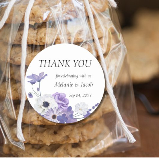 Lila Runder Aufkleber