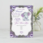 Lila Rustikale Elefanteneinladung bearbeitbar Einladung (Stehend Vorderseite)