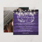 Lila Rustikale Foto-Hochzeit mit Holzsaitenleuchte Einladung (Vorne/Hinten)