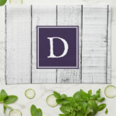 Lila rustikales Monogramm-Handtuch Geschirrtuch (Gefaltet)