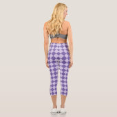 Lila Schachbrett Diamantmuster Capri Leggings (Rückseite)
