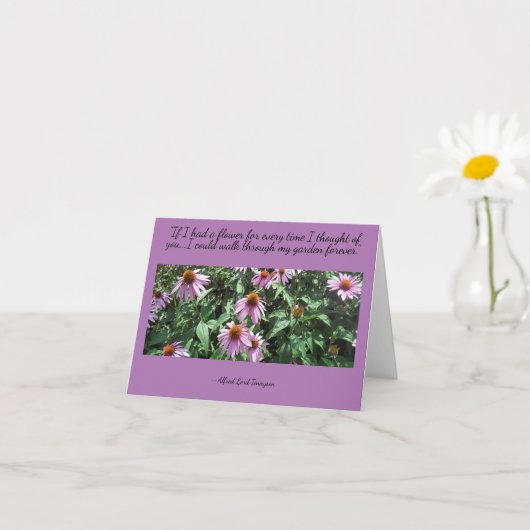 Lila Schlagworte über die Blankokarte Karte (Kleines Gewächs)