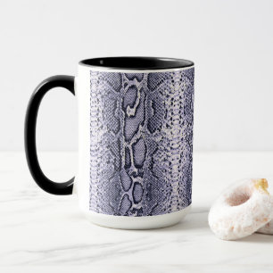 Lila Schlangenhautwerbung Tasse