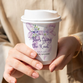 Lila Schleife Sie bindet das Brautparty des Knoten Pappbecher