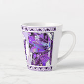 Lila Schmetterling 31 Milchtasse (Rechts)