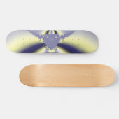 Lila Schmetterling Skateboard (Horizontal)