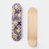 Lila Schmetterlinge Skateboard (Vorderseite)