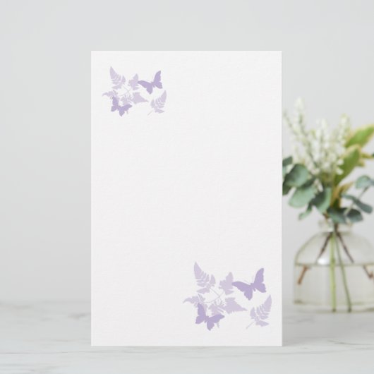 Lila Schmetterlings-Lavendel-Farne Briefpapier (Stehend Vorderseite)