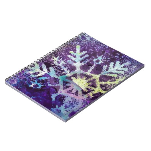 Lila Schnee-Mixed-Media-Kunst Notizblock (Linke Seite)