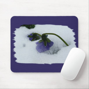Lila Schneepause Mousepad