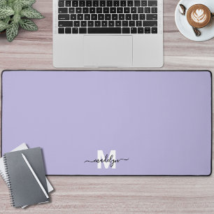 Lila Schriftname Monogramm Schreibtischunterlage