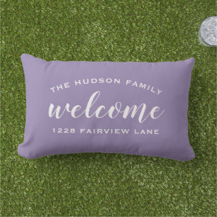 Lila Schriftzug Willkommens-Monogramm Veranda Kissen Für Draußen