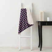Lila Schwarz-Weave-Muster Sherpadecke (Beispiel)