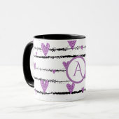Lila Schwarze Streifen, Monogramm Tasse (Vorderseite Links)