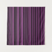 Lila Schwarze Streifen Muster Wandteppich (Vorderseite (Horizontal))