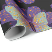 Lila, schwarze und blassblaue Schmetterlinge Geschenkpapier (Rolleneckpunkt)