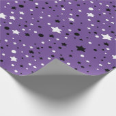 Lila schwarze und weiße Sterne Geschenkpapier (Ecke)