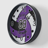 Lila, schwarze und weiße Volleyball Uhr (Winkel)