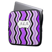 Lila, schwarze, weiße gewellte laptopschutzhülle (Vorderseite Links)