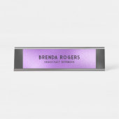 Lila schwarzer Akzent Schreibtischnamensplakette (Vorderseite )