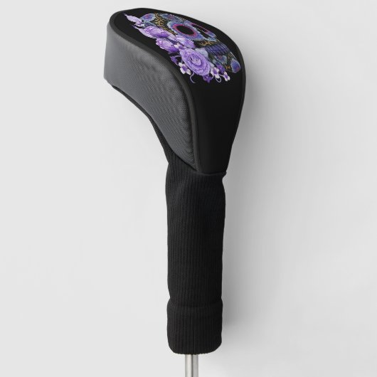 Lila schwarzer Blütenschädel Golf Headcover (angewinkelt)