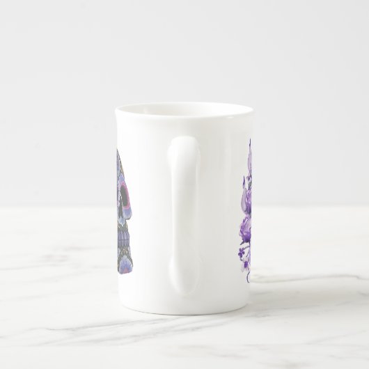 Lila schwarzer Blütenschädel Porzellantasse (Rückseite)