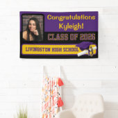 Lila, schwarzer und goldener Abschluss Banner (Insitu)