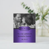 Lila schwarzes Foto Save the Date Ankündigungspostkarte (Stehend Vorderseite)
