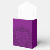 Lila schwarzes Hochzeitgothic Herz Geschenkschachtel (Geöffnet)