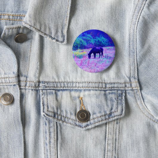 Lila Schwarzes Pferd im Regenbogenfeld Button (Beispiel)