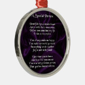 Lila Seide - spezielles Personengedicht Ornament Aus Metall (Rechts)