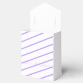 Lila Seite und Schmetterling Geschenkschachtel (Geöffnet)