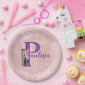 Lila Shimmer Illustrierter Buchstabe P Name Pappteller (Party)