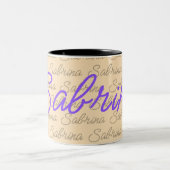 Lila Signaturenmuster für Sabrina Zweifarbige Tasse (Mittel)
