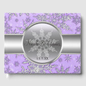 Lila Silberschneeflocken Winterwunderland Gästebuch (Vorderseite)