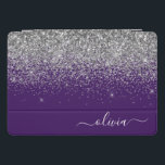 Lila Silver Glitzer Girly Glam Monogram iPad Pro Cover<br><div class="desc">Silber und Lila Imitate Foil Metallic Sparkle Glitzer Script Monogram Name Laptop Case. Das macht den perfekten 16 Geburtstag,  Hochzeit,  Brautparty,  Jubiläum,  Babydusche oder Junggeselinnen-Abschied Geschenk für jemanden,  der Lieben glamourösen Luxus und schicke Stile.</div>