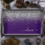 Lila Silver Glitzer Girly Glam Monogram Serviertablett<br><div class="desc">Lila und Silver Imitate Sparkle Glitzer Script Monogram Name Place Serviertablett. Dies macht den perfekten Abschluss,  Geburtstag,  Hochzeit,  Brautparty,  Jubiläum,  Babydusche oder Junggeselinnen-Abschied Geschenk für jemanden,  die Lieben glamourösen Luxus und schicke Stile.</div>