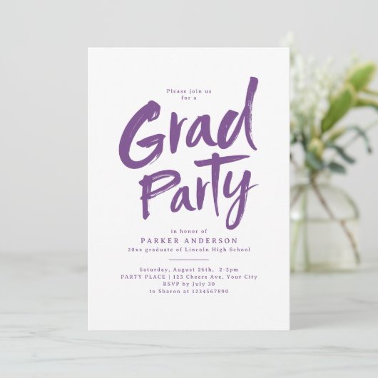 Lila Simple Modern Brush Script Grad Party Einladung (Stehend Vorderseite)