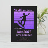 Lila Skateboard Geburtstagseinladung Einladung (Stehend Vorderseite)