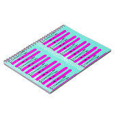 Lila Skier auf blauem Notebook Notizblock (Linke Seite)