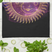 Lila Sonne und Mond Geschirrtuch (Gefaltet)