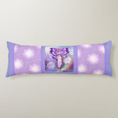 Lila Sonnenblume Seitenschläferkissen (Vorderseite)