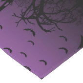 Lila Spuk Halloween House und Fledermäuse Kurzer Tischläufer (Ecke)