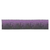 Lila Spuk Halloween House und Fledermäuse Kurzer Tischläufer (Horizontal)