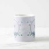 Lila staubblaue Blütenblume Kaffeetasse (Mittel)
