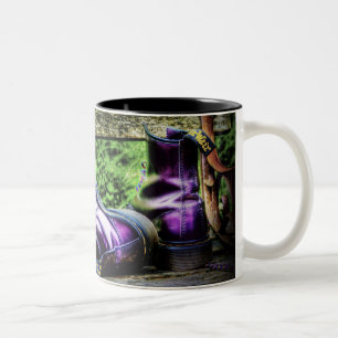 Lila Stiefel Tasse
