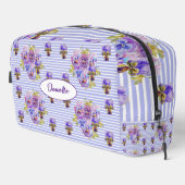 Lila Stiefmütterchen-Blume florale shabby Wasserfa Waschbeutel (Rechte Ecke)