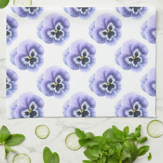 Lila Stiefmütterchen Botanische Kunst Geschirrtuch (Gefaltet)