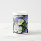 Lila Stiefmütterchen Garten Blumen Porzellantasse (Vorderseite)